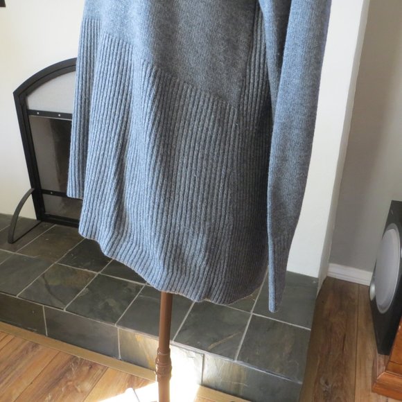 Lou & Grey Turtleneck Knit Sweater Gray S - Picture 4 of 10